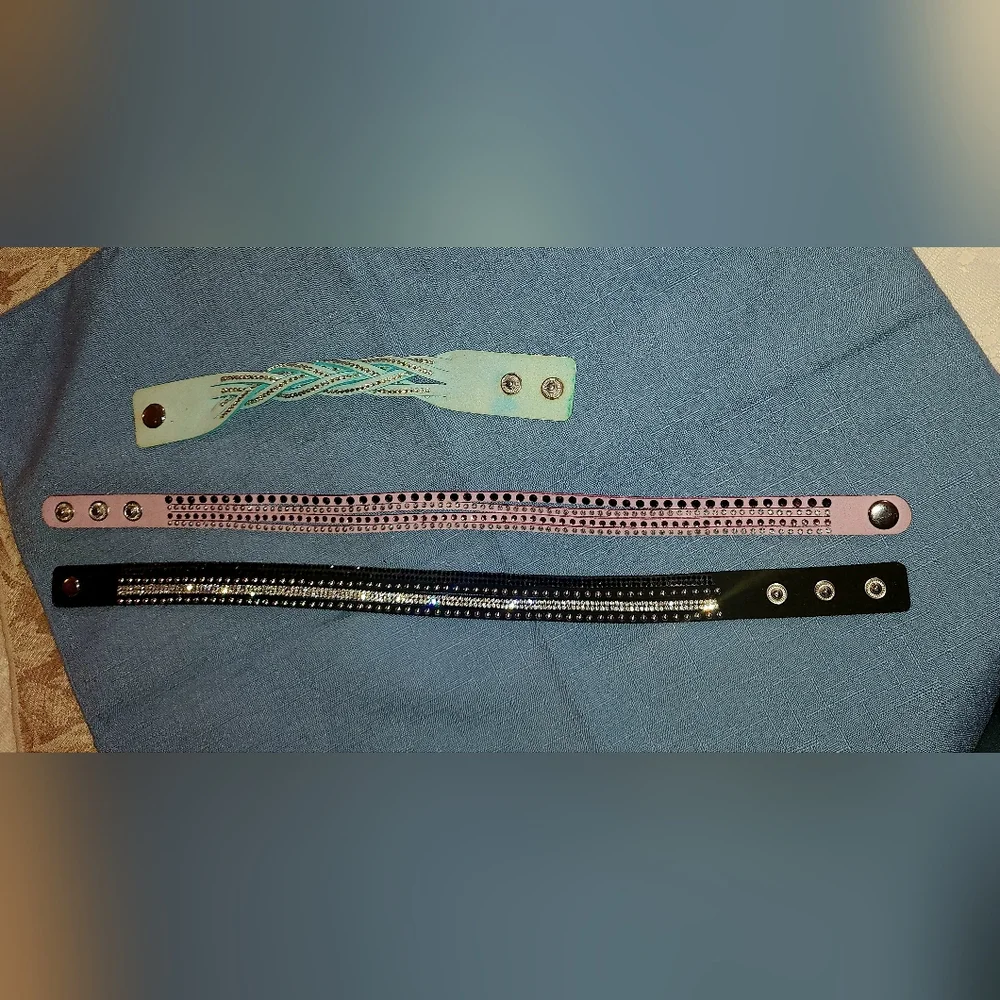 3 Wrap Bracelets,  stackable, Rhinestones. - Picture 3 of 3